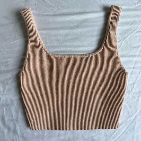 ARITZIA BABATON SCULPT KNIT TANK - Picture 2 of 7